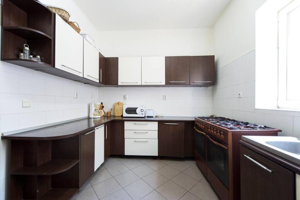 Vila Bradet Busteni Bagian luar foto